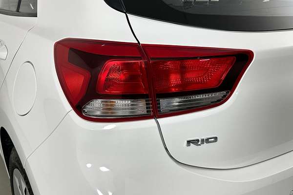 2018 Kia Rio S YB