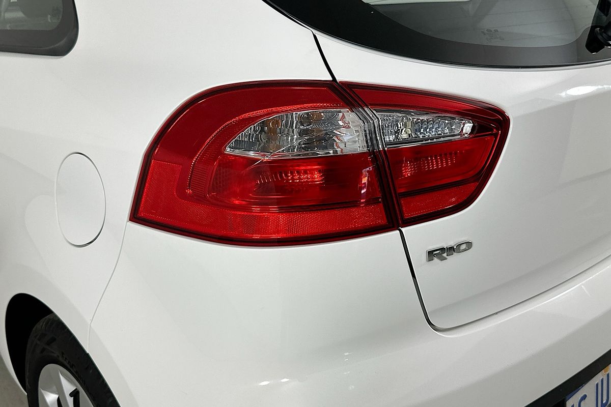 2015 Kia RIO S UB MY15