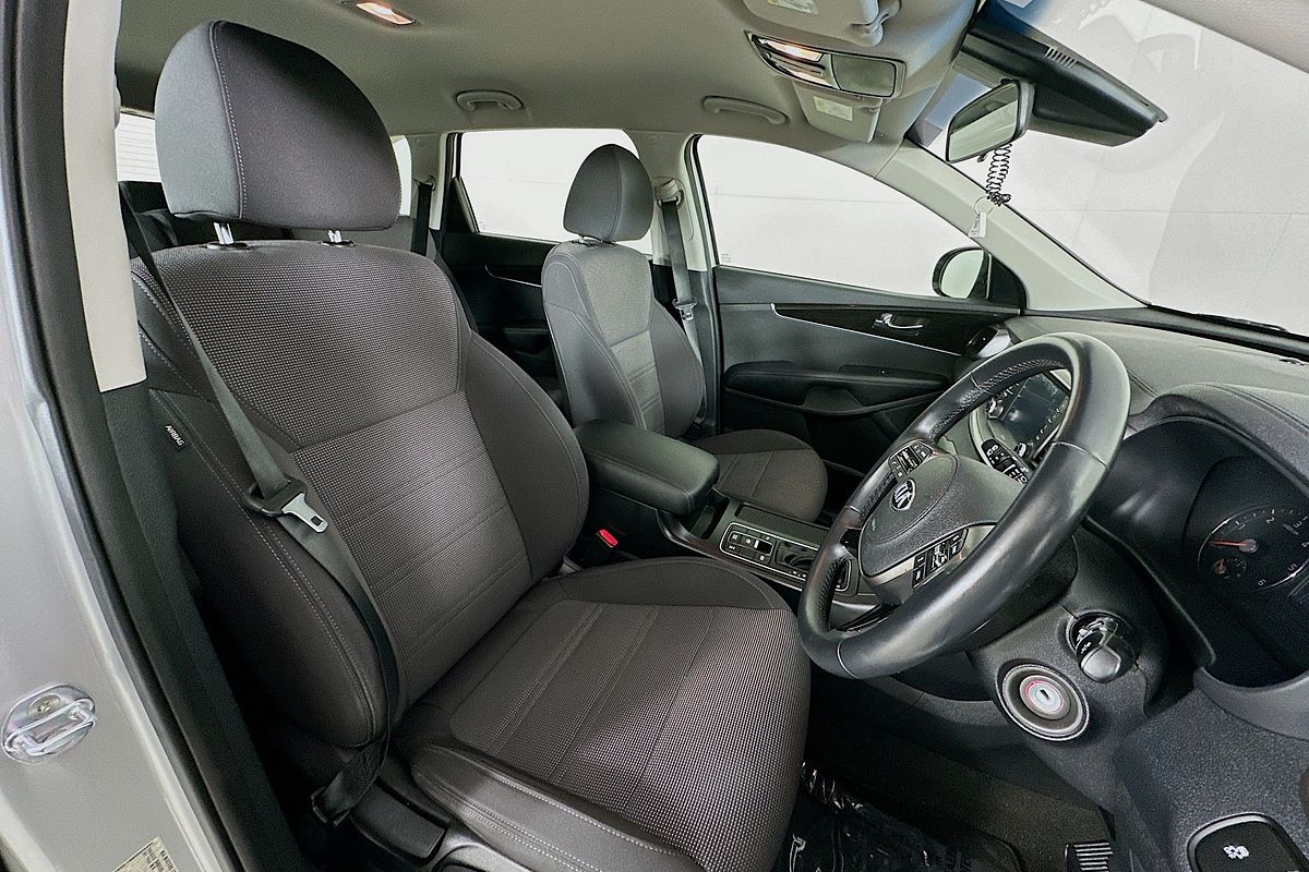 2020 Kia SORENTO Si UM
