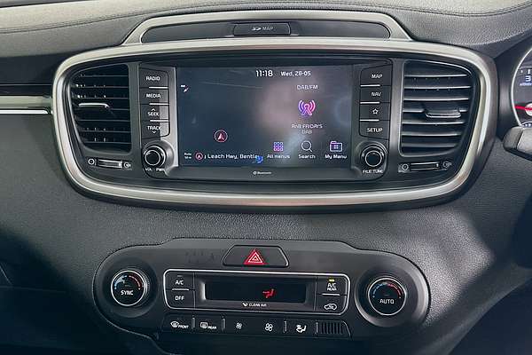 2020 Kia SORENTO Si UM