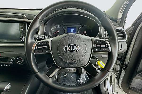 2020 Kia SORENTO Si UM