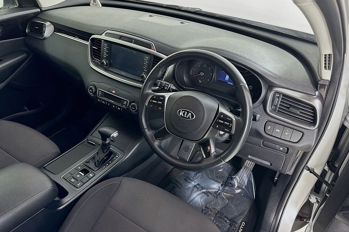 2020 Kia SORENTO Si UM