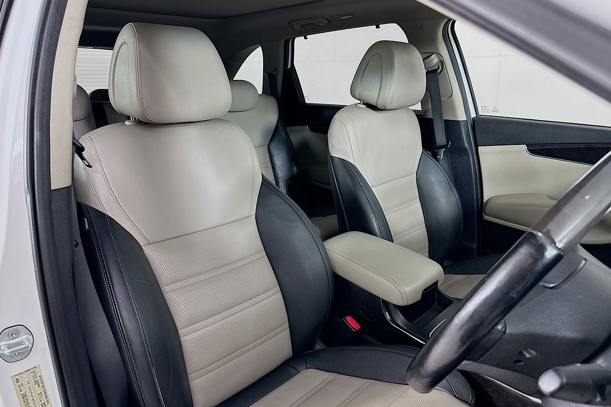 2016 Kia SORENTO PLATINUM (4x4) UM MY16