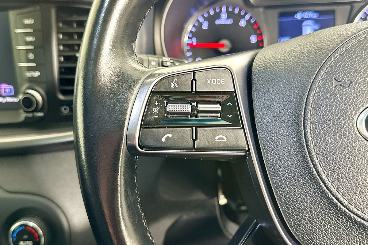 2020 Kia SORENTO BLACK EDITION UM MY20