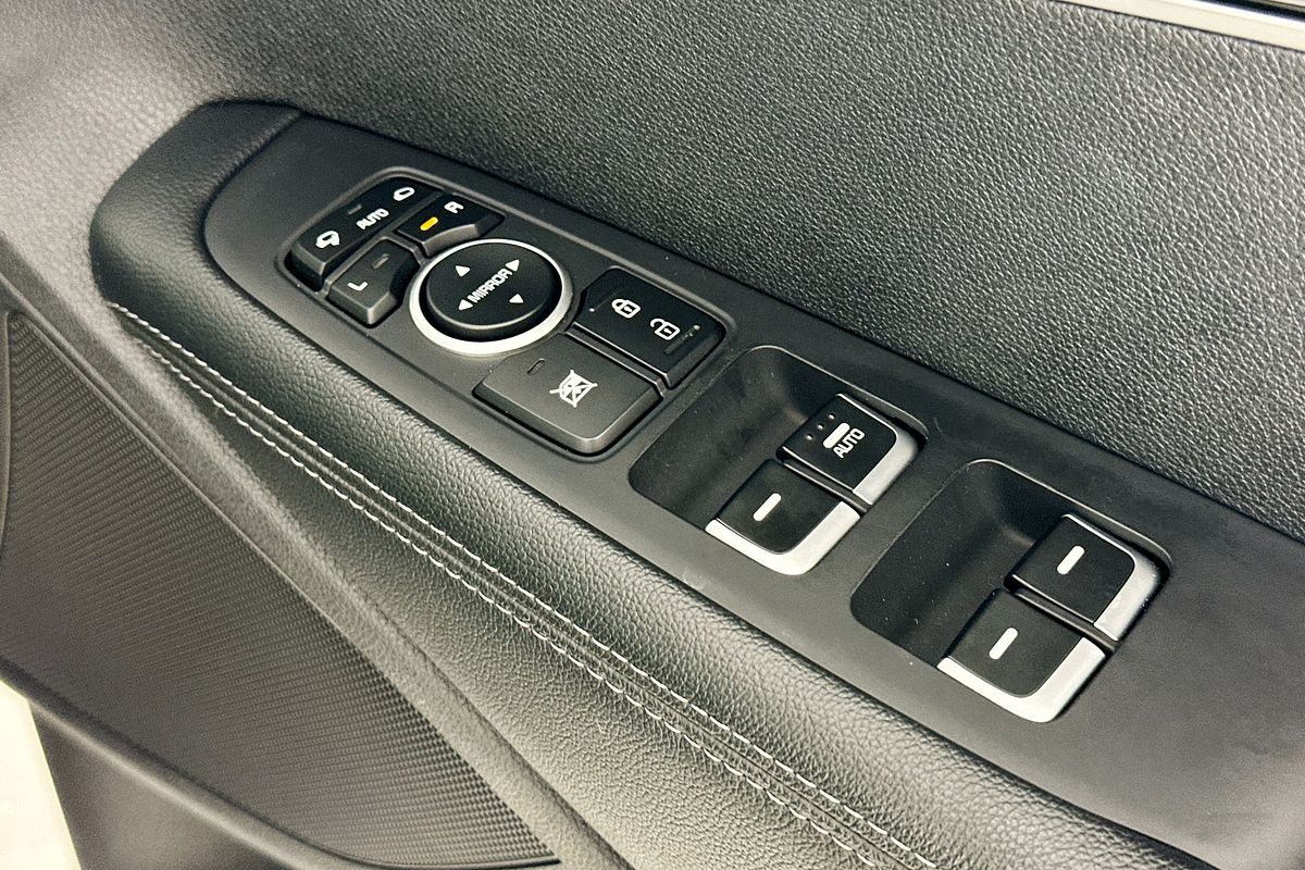 2020 Kia SORENTO BLACK EDITION UM MY20