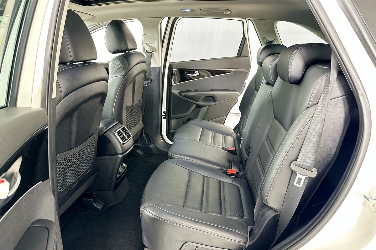 2020 Kia SORENTO BLACK EDITION UM MY20