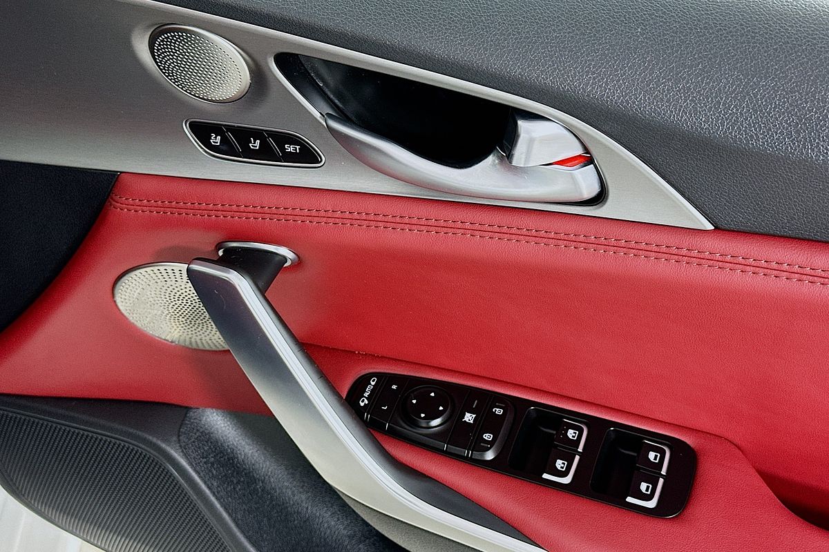 2018 Kia STINGER GT (RED LEATHER) CK MY19