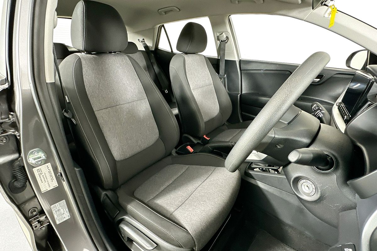 2025 Kia STONIC S YB MY25