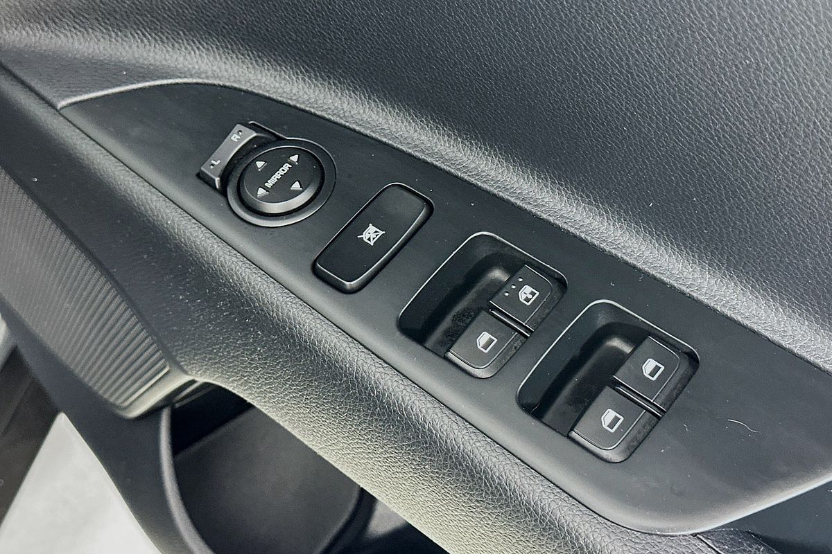 2022 Kia STONIC S YB MY22