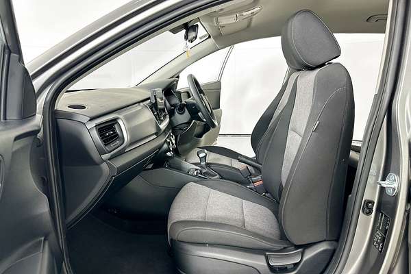 2025 Kia STONIC S YB MY25