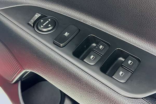 2022 Kia STONIC S YB MY22