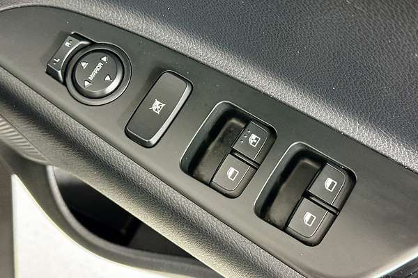2023 Kia STONIC S YB MY23
