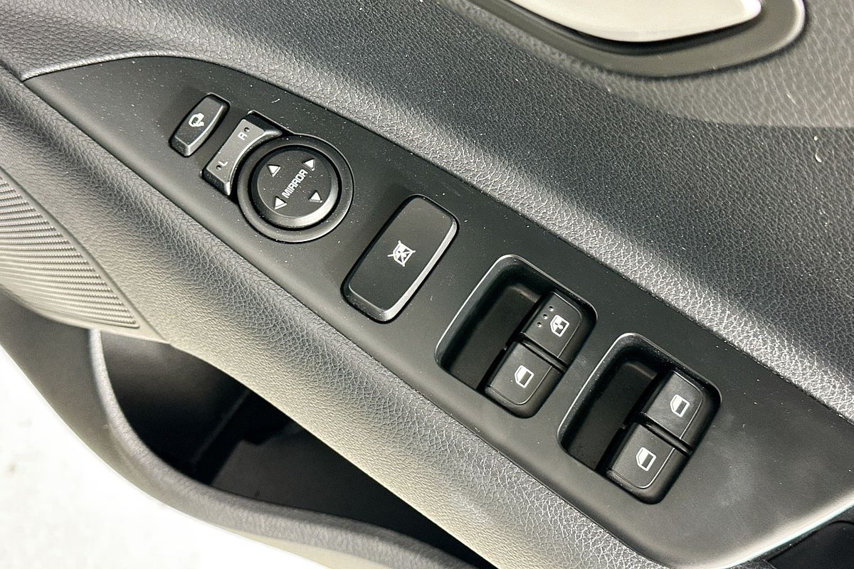 2022 Kia STONIC SPORT YB MY22