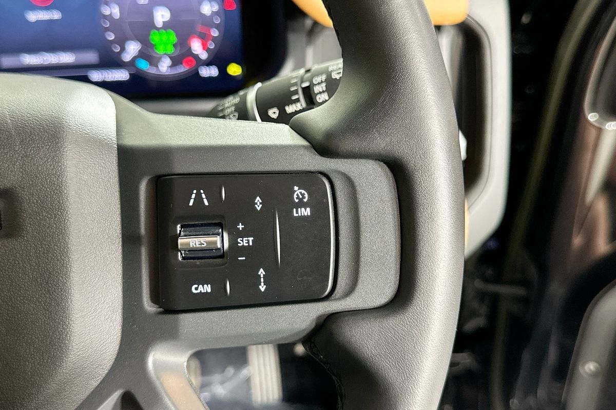 2023 Land Rover DEFENDER 110 D300 X-DYNAMIC HSE (220kW) L663 MY23.5