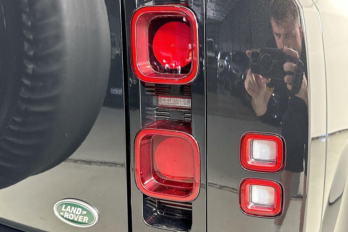 2023 Land Rover DEFENDER 110 D300 X-DYNAMIC HSE (220kW) L663 MY23.5