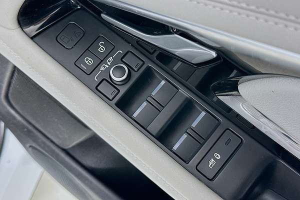 2020 Land Rover Range Rover Evoque P250 First Edition L551