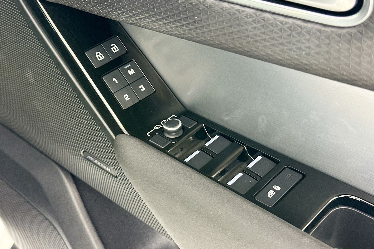 2022 Land Rover RANGE ROVER VELAR P250 R-DYNAMIC SE (184kW) L560 MY22