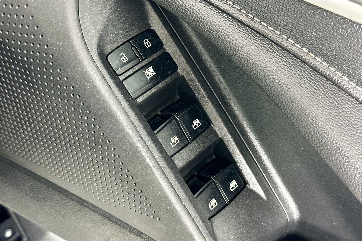 2023 LDV D90 (2WD) SV9A