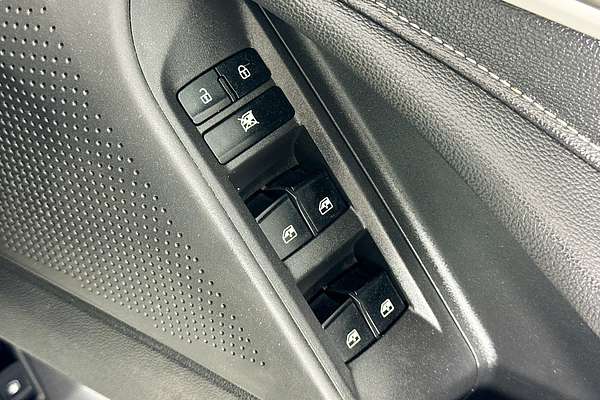 2023 LDV D90 (2WD) SV9A