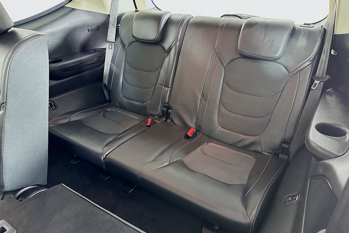 2023 LDV D90 (2WD) SV9A