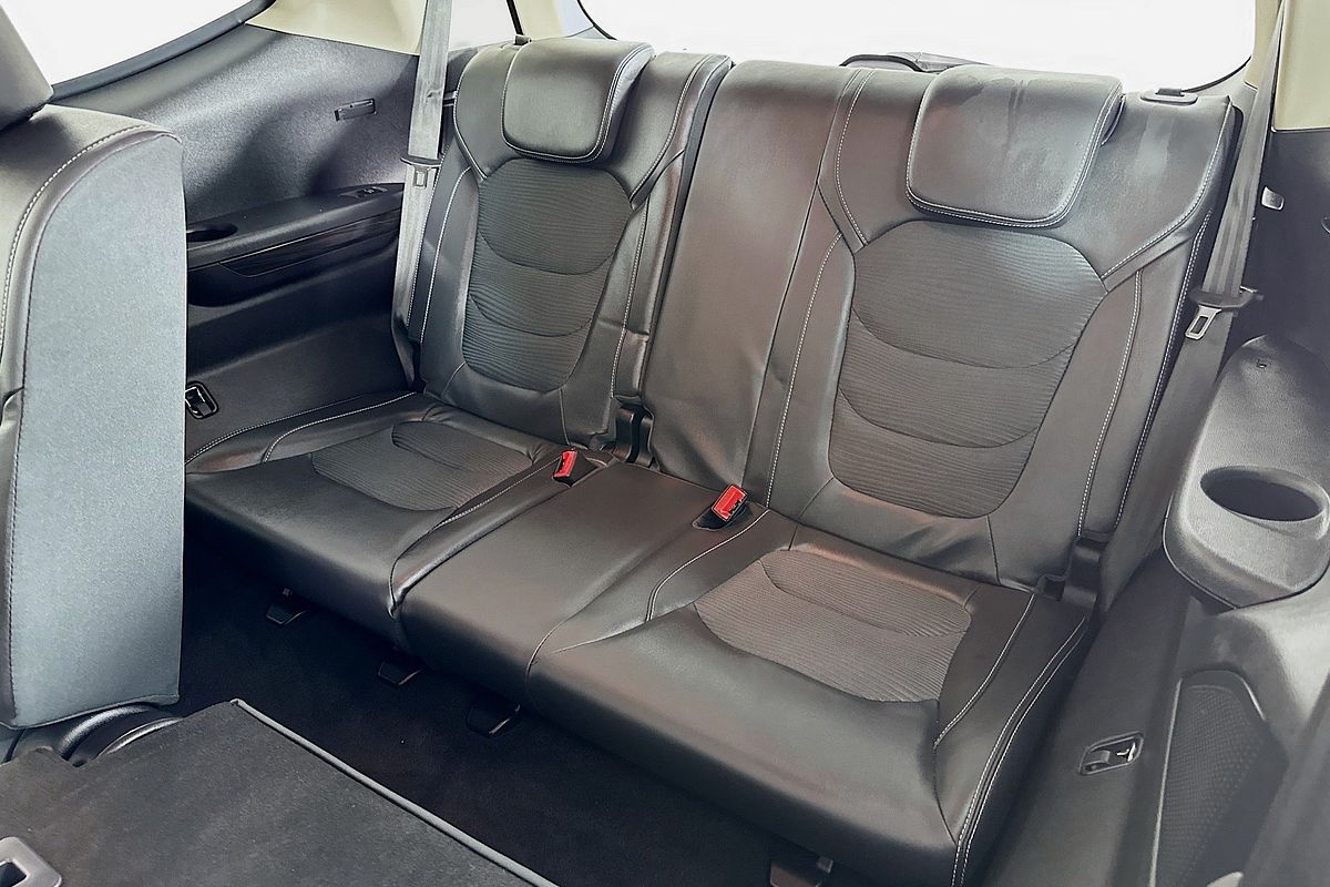 2023 LDV D90 (2WD) SV9A