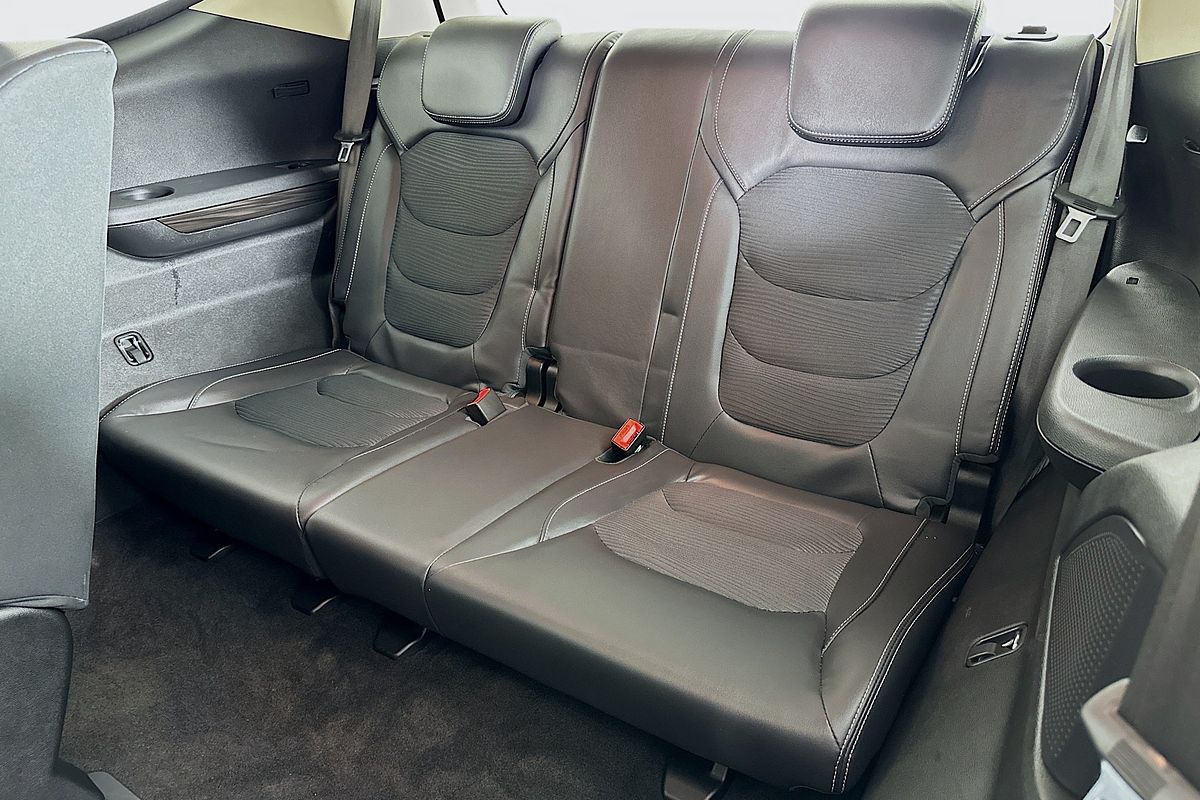 2023 LDV D90 (2WD) SV9A