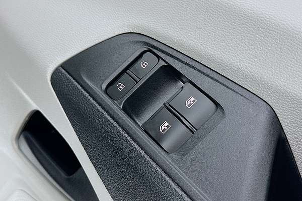 2023 LDV DELIVER 9 LWB