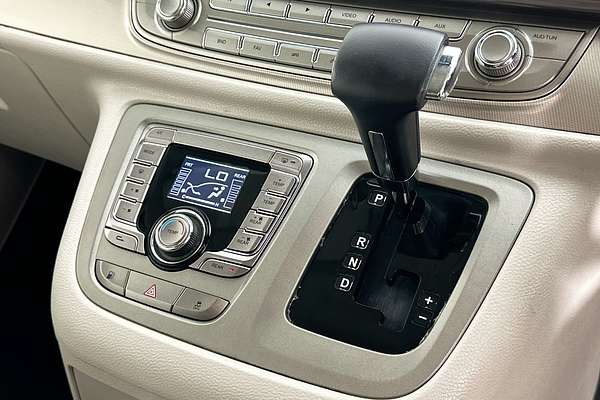 2020 LDV G10 DIESEL (9 SEAT MPV) SV7A MY20