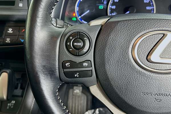 2015 Lexus CT 200h. HYBRID CT200h Luxury ZWA10R