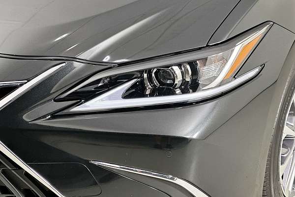 2022 Lexus ES250 LUXURY AXZA10R