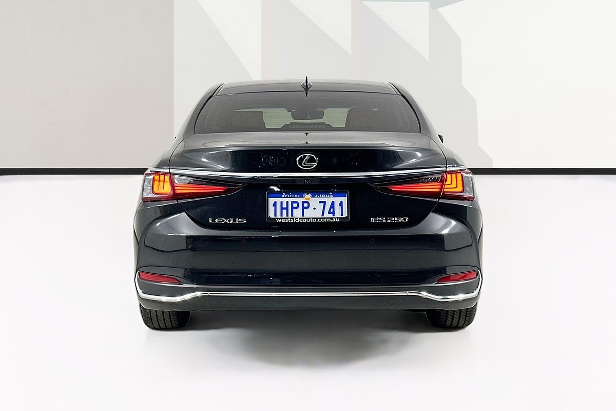 2022 Lexus ES250 LUXURY AXZA10R