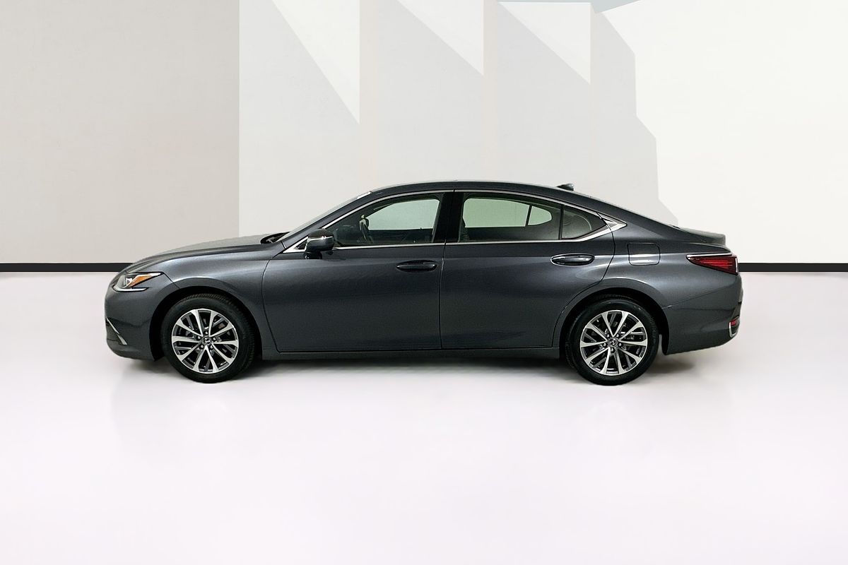 2021 Lexus ES250 LUXURY AXZA10R