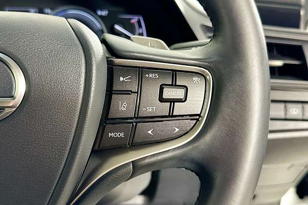 2023 Lexus ES300h LUXURY (HYBRID) AXZH10R