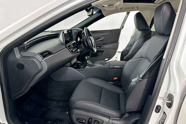 2023 Lexus ES300h LUXURY (HYBRID) AXZH10R