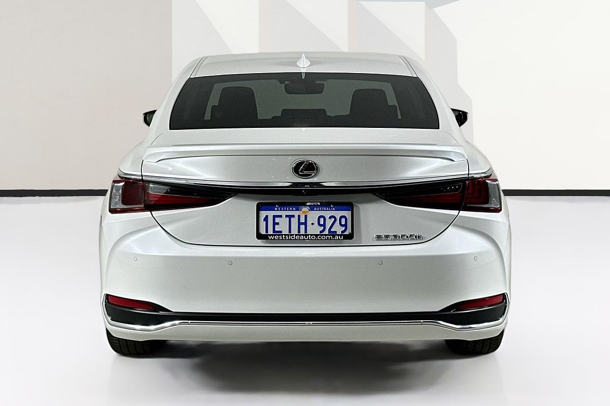 2023 Lexus ES300h LUXURY (HYBRID) AXZH10R