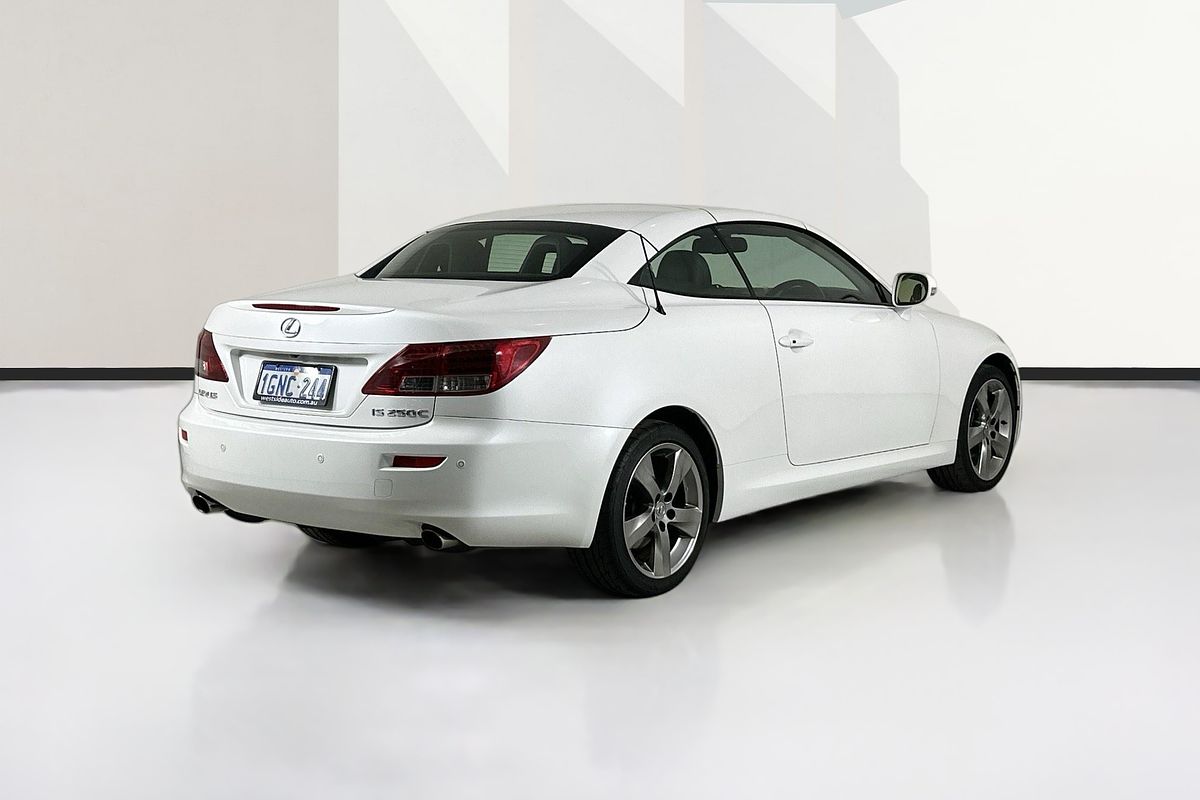 2010 Lexus IS SPORTS LUXURY GSE20R