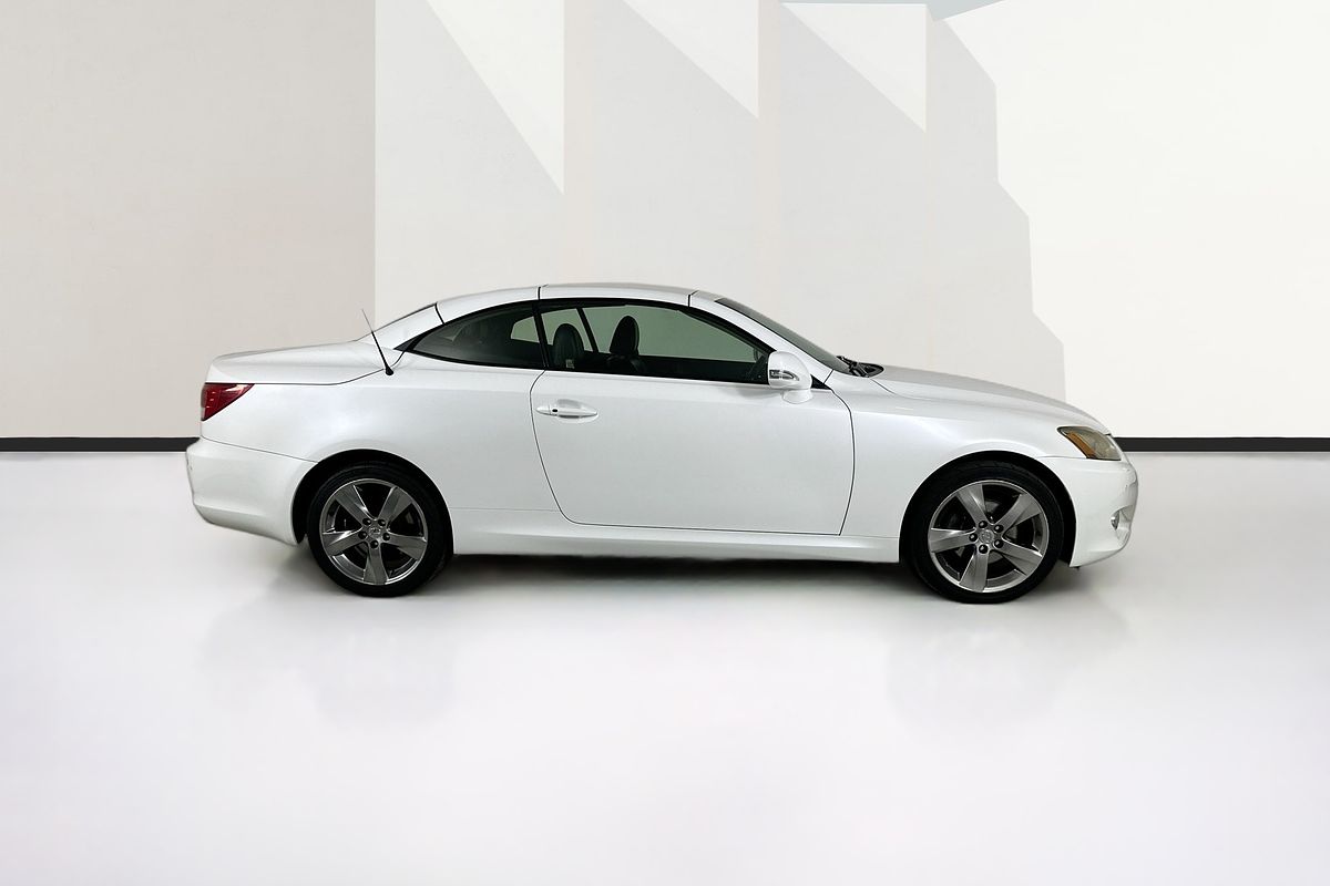 2010 Lexus IS SPORTS LUXURY GSE20R