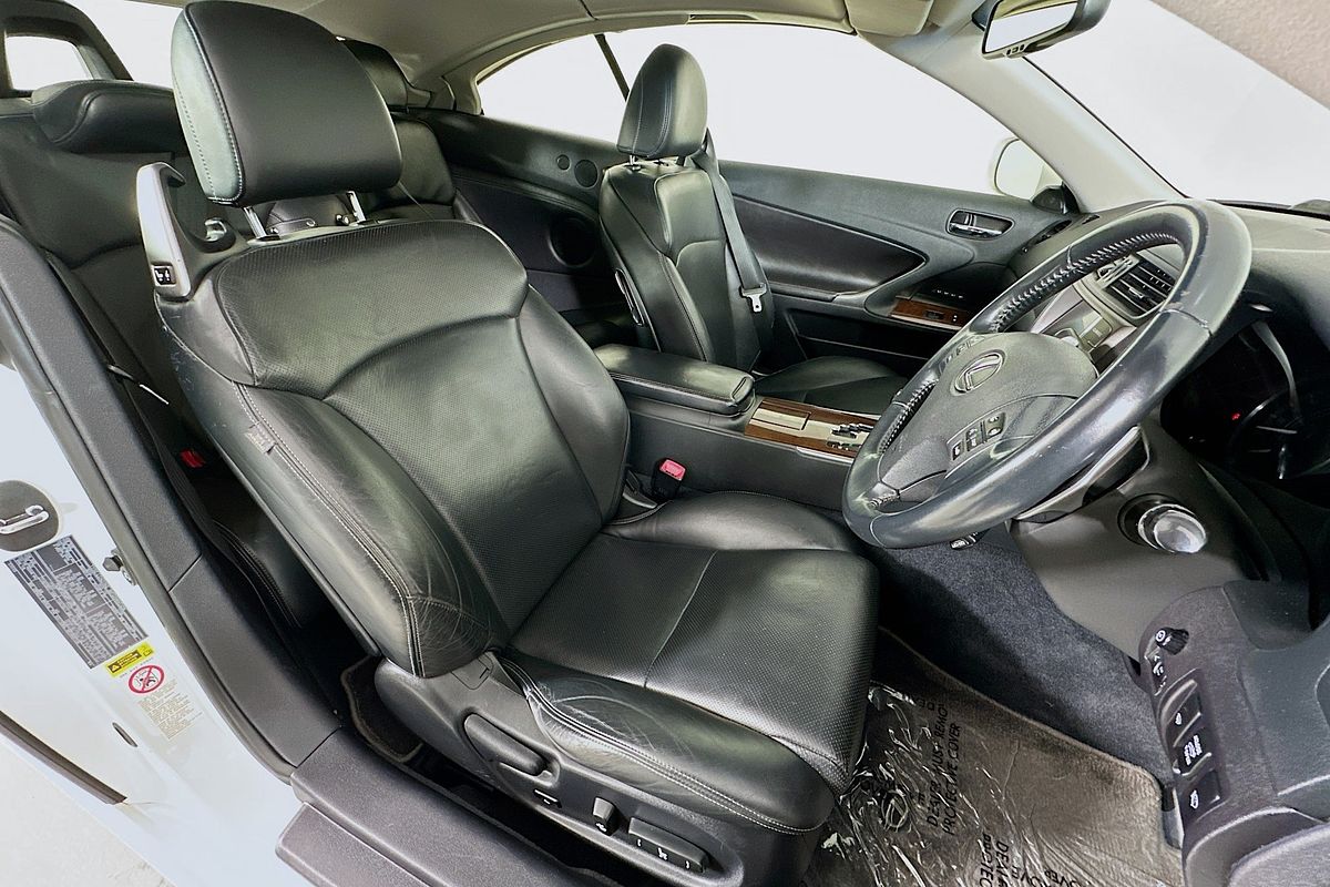 2010 Lexus IS SPORTS LUXURY GSE20R