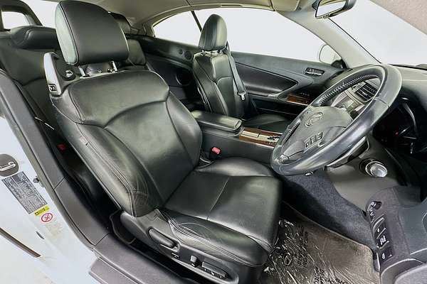 2010 Lexus IS SPORTS LUXURY GSE20R