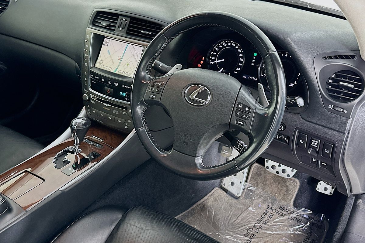 2010 Lexus IS SPORTS LUXURY GSE20R