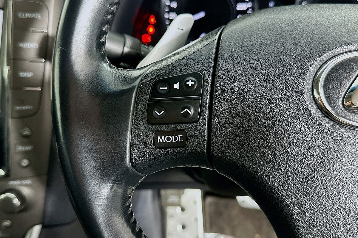2010 Lexus IS SPORTS LUXURY GSE20R