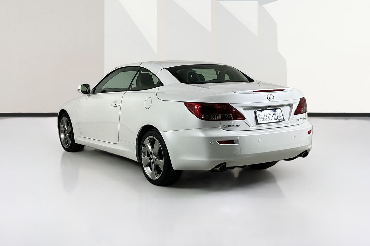 2010 Lexus IS SPORTS LUXURY GSE20R