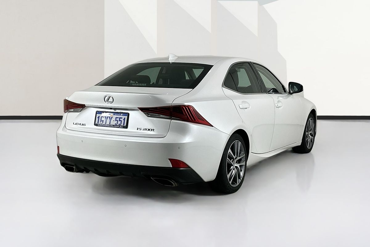 2017 Lexus IS200t LUXURY ASE30R MY17