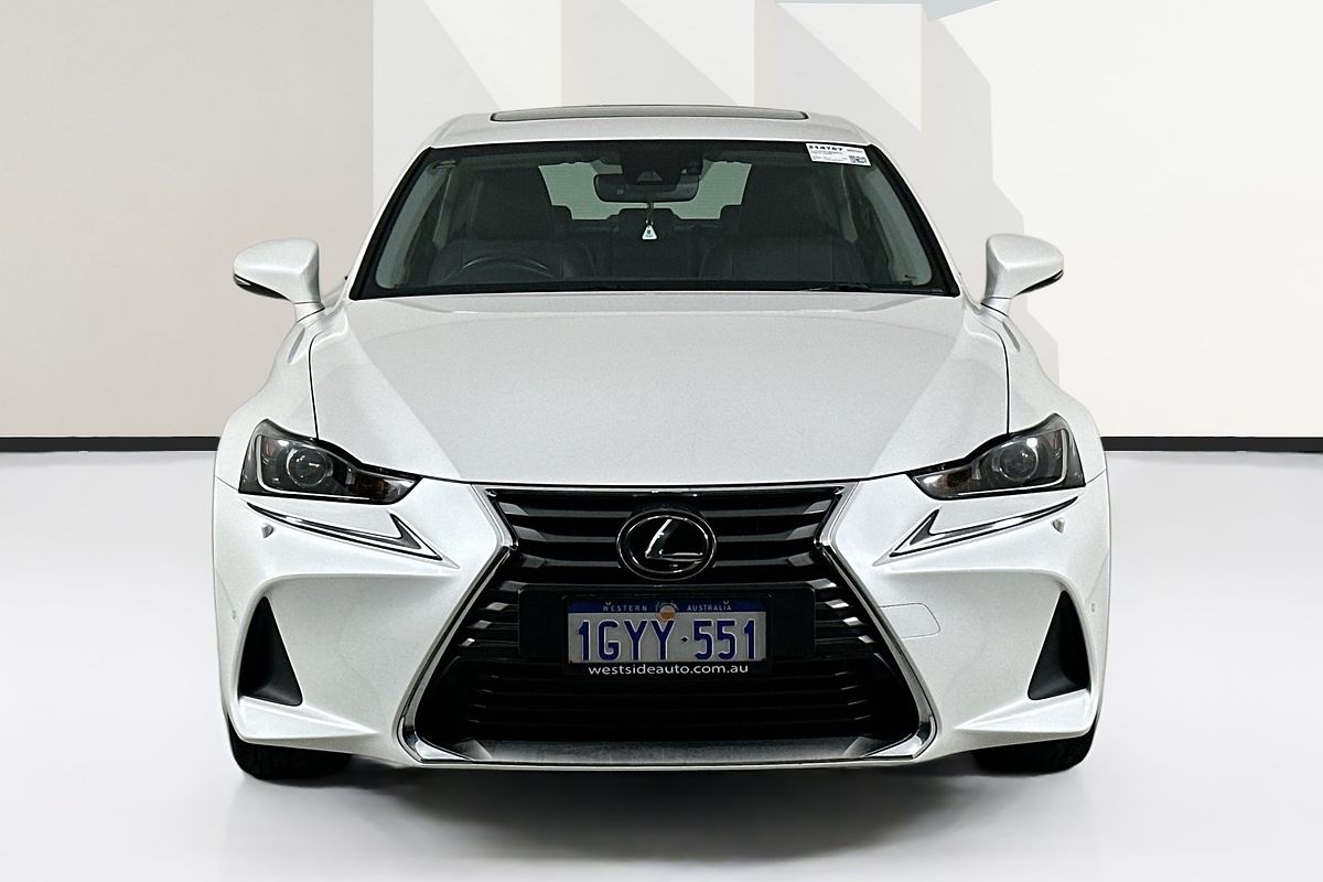 2017 Lexus IS200t LUXURY ASE30R MY17
