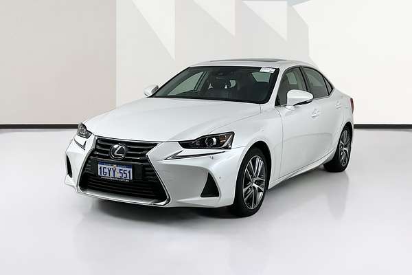 2017 Lexus IS200t LUXURY ASE30R MY17