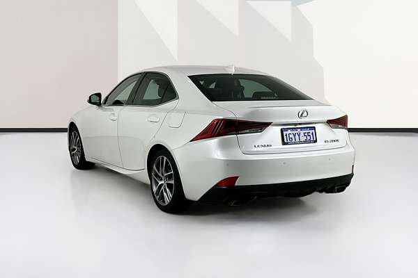 2017 Lexus IS200t LUXURY ASE30R MY17