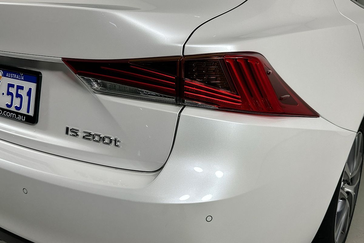 2017 Lexus IS200t LUXURY ASE30R MY17