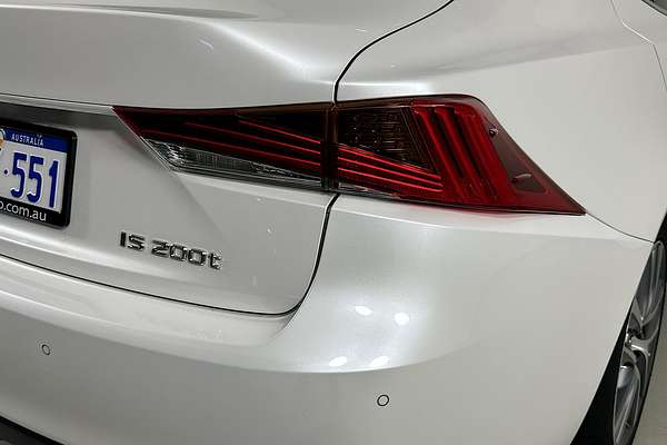 2017 Lexus IS200t LUXURY ASE30R MY17