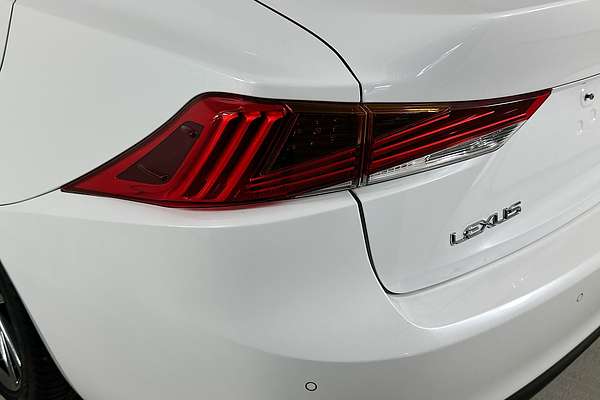 2020 Lexus IS300 F SPORT ASE30R