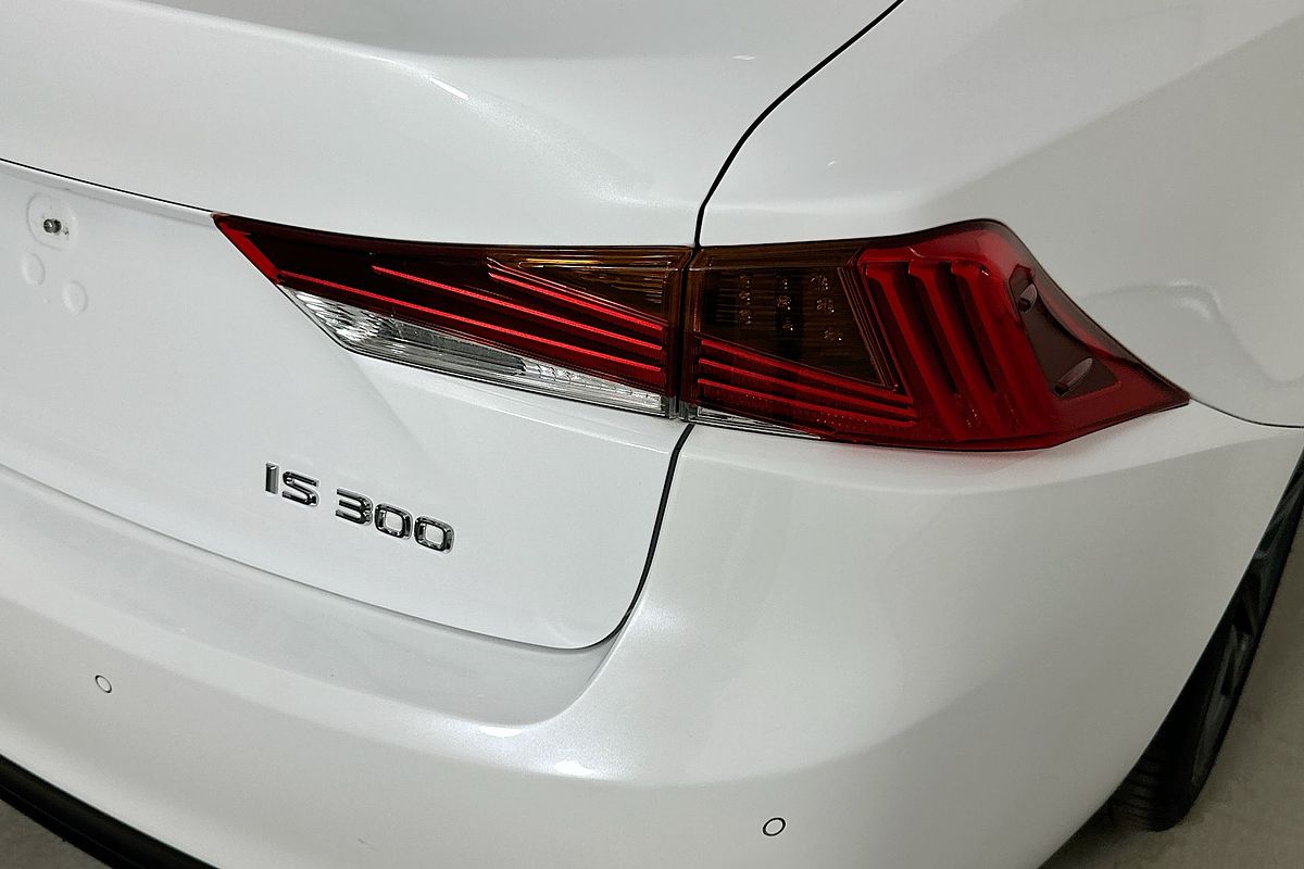 2020 Lexus IS300 F SPORT ASE30R